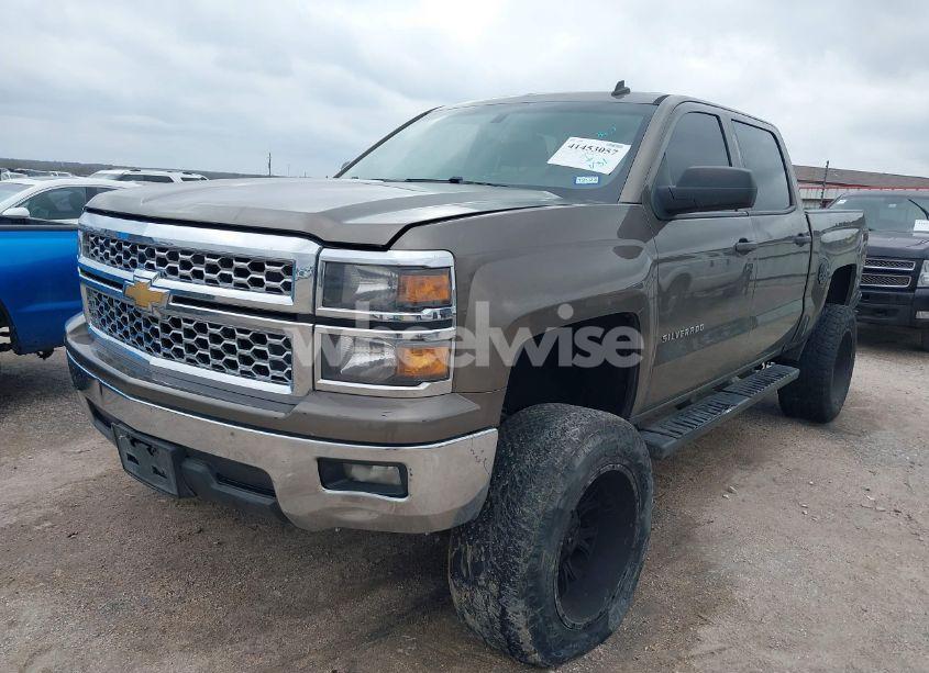 Photo 2 of 2014 Chevrolet Silverado 1500 1LT (VIN 3GCPCRECXEG561886)