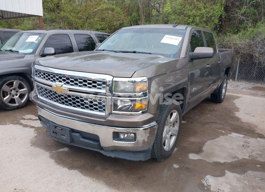 Photo 2 of 2015 Chevrolet Silverado 1500 1LT (VIN 3GCPCRECXFG150800)