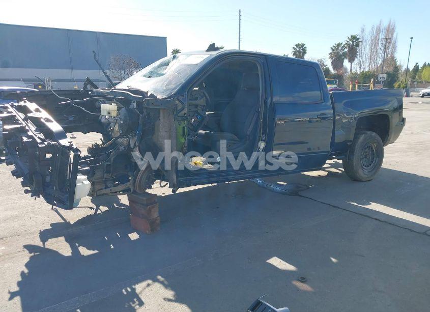 Photo 2 of 2015 Chevrolet Silverado 1500 1LT (VIN 3GCPCRECXFG269060)