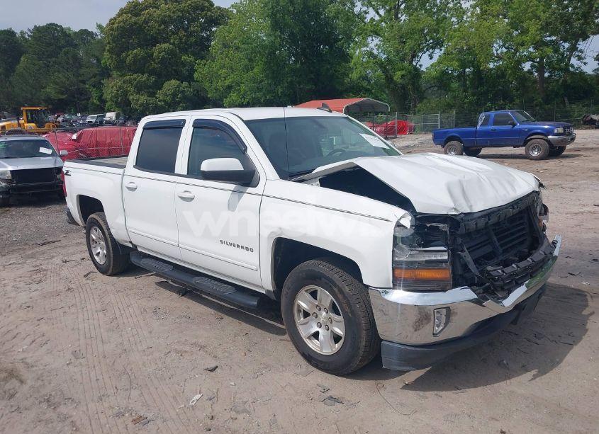 2017 Chevrolet Silverado 1500 1LT (VIN 3GCPCRECXHG479645) main photo