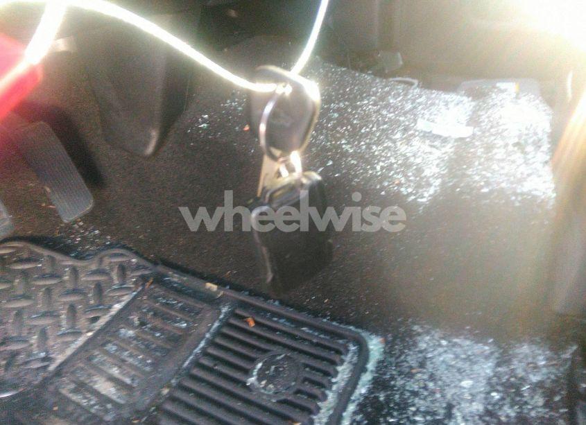 Photo 11 of 2018 Chevrolet Silverado 1500 1LT (VIN 3GCPCRECXJG222751)