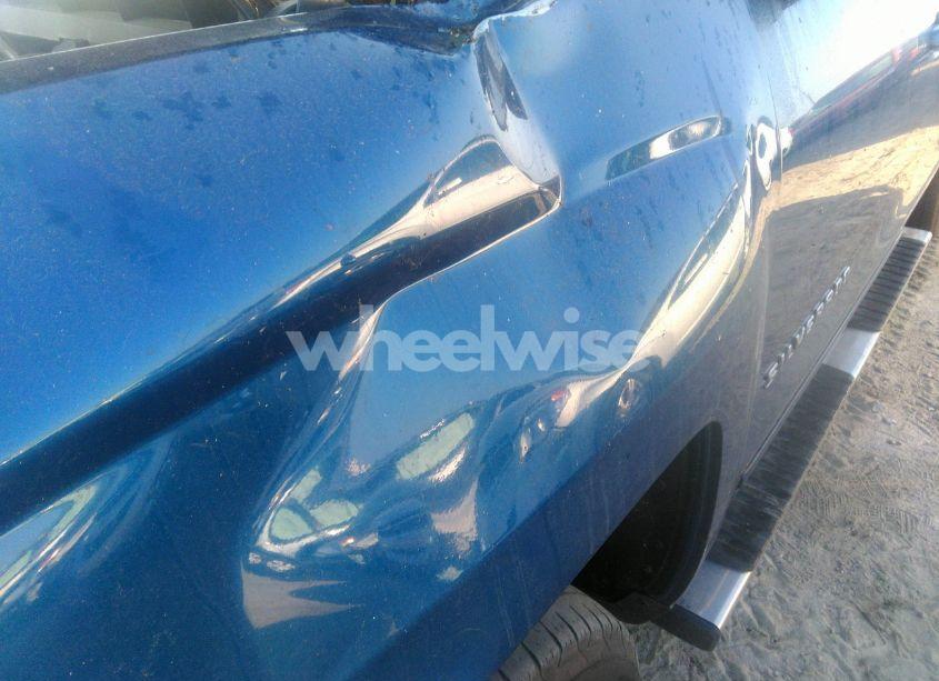 Photo 12 of 2018 Chevrolet Silverado 1500 1LT (VIN 3GCPCRECXJG222751)