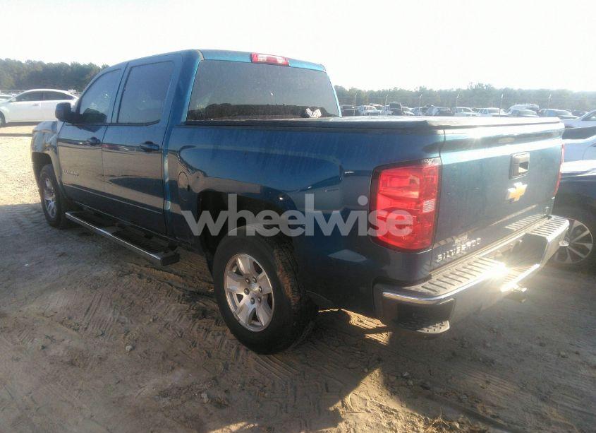 Photo 3 of 2018 Chevrolet Silverado 1500 1LT (VIN 3GCPCRECXJG222751)