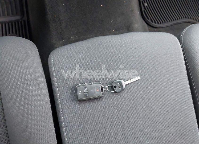 Photo 11 of 2018 Chevrolet Silverado 1500 1LT (VIN 3GCPCRECXJG435974)