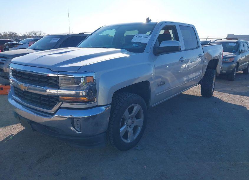 Photo 2 of 2016 Chevrolet Silverado 1500 1LT (VIN 3GCPCREH4GG101072)