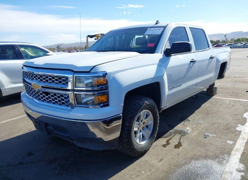 Photo 2 of 2014 Chevrolet Silverado 1500 1LT (VIN 3GCPCREH5EG513126)