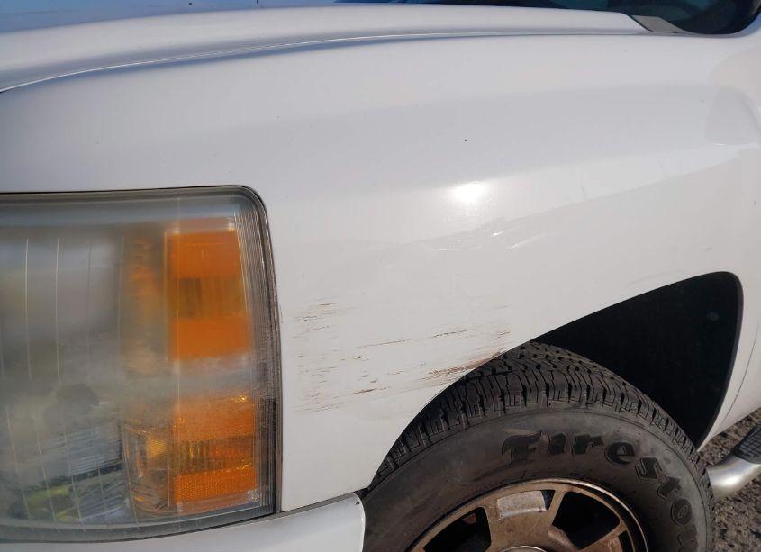 Photo 17 of 2011 Chevrolet Silverado 1500 LT (VIN 3GCPCSE00BG101810)