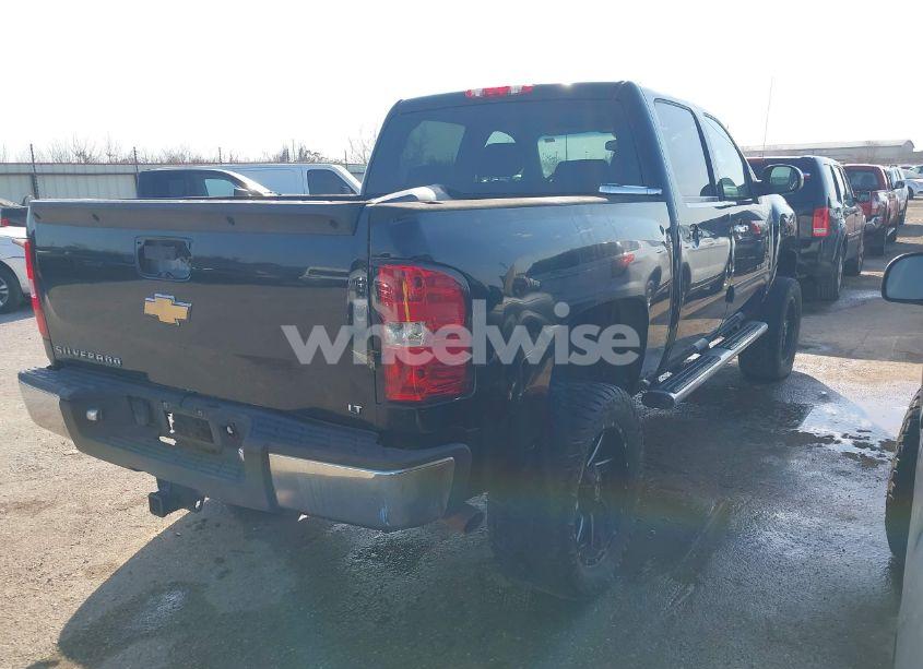 Photo 4 of 2011 Chevrolet Silverado 1500 LT (VIN 3GCPCSE00BG288336)