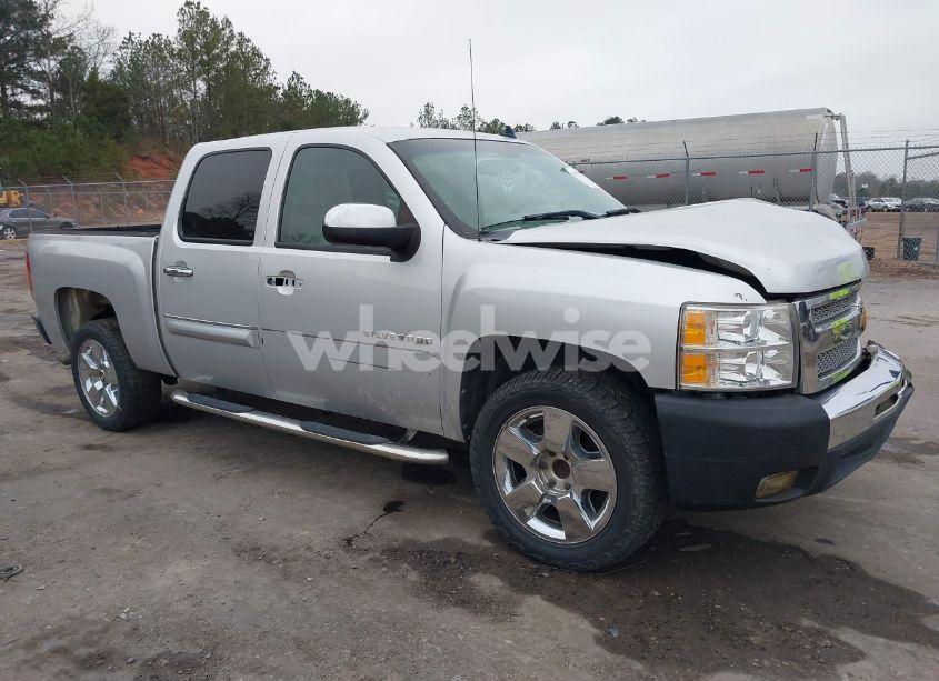 2012 Chevrolet Silverado 1500 LT (VIN 3GCPCSE00CG193437) main photo