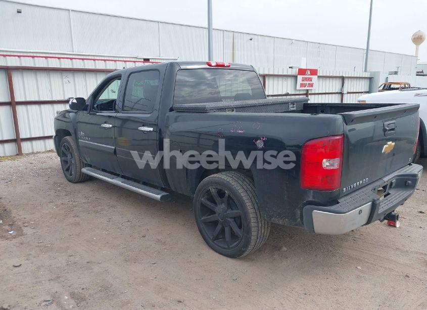 Photo 3 of 2013 Chevrolet Silverado 1500 LT (VIN 3GCPCSE00DG116584)