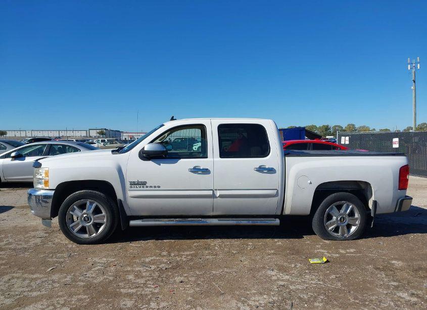 Photo 14 of 2013 Chevrolet Silverado 1500 LT (VIN 3GCPCSE00DG372126)