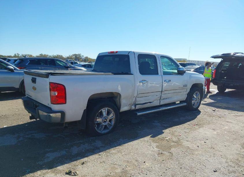 Photo 4 of 2013 Chevrolet Silverado 1500 LT (VIN 3GCPCSE00DG372126)