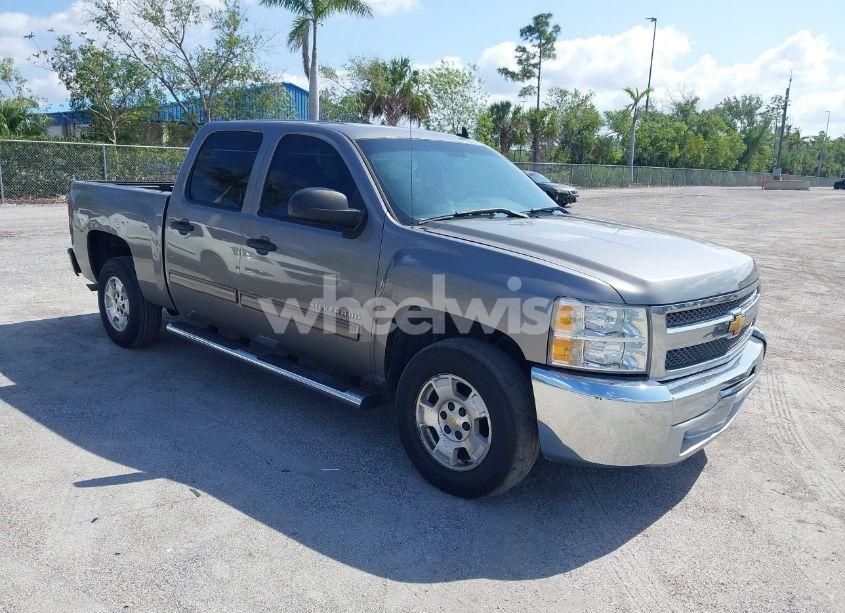 2013 Chevrolet Silverado 1500 LT (VIN 3GCPCSE01DG206827) main photo