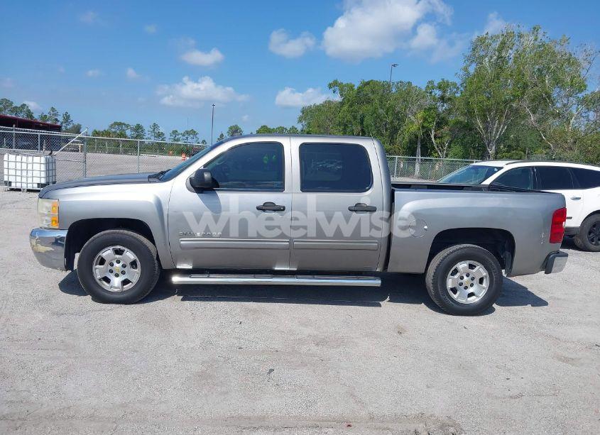Photo 15 of 2013 Chevrolet Silverado 1500 LT (VIN 3GCPCSE01DG206827)