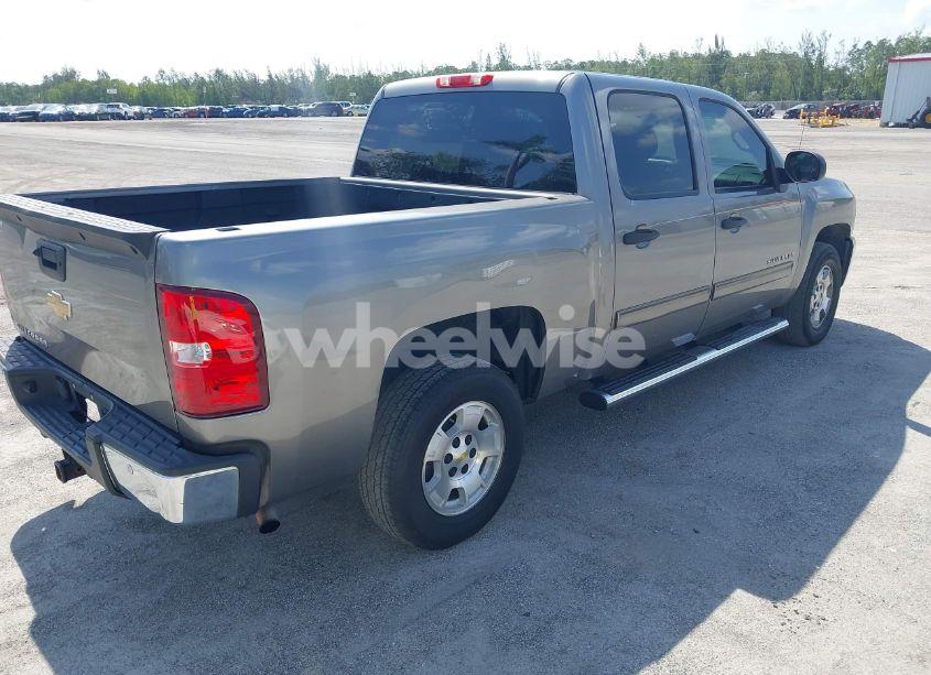 Photo 4 of 2013 Chevrolet Silverado 1500 LT (VIN 3GCPCSE01DG206827)