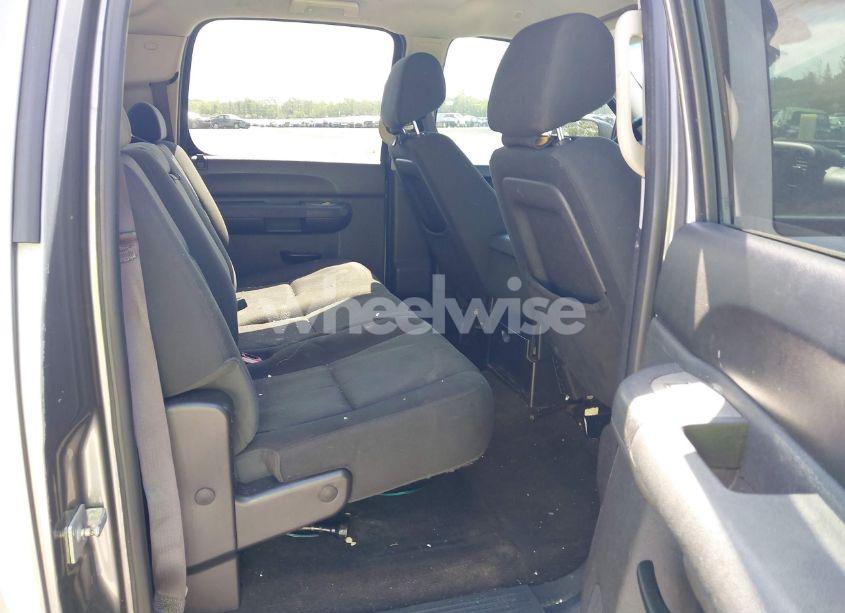 Photo 8 of 2013 Chevrolet Silverado 1500 LT (VIN 3GCPCSE01DG206827)