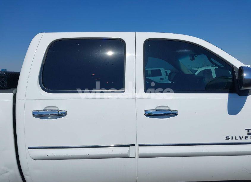 Photo 13 of 2013 Chevrolet Silverado 1500 LT (VIN 3GCPCSE01DG242789)