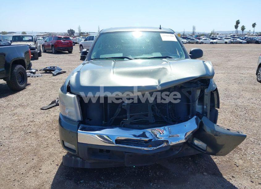 Photo 13 of 2011 Chevrolet Silverado 1500 LT (VIN 3GCPCSE02BG239588)