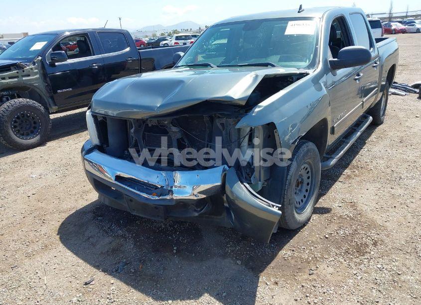 Photo 6 of 2011 Chevrolet Silverado 1500 LT (VIN 3GCPCSE02BG239588)