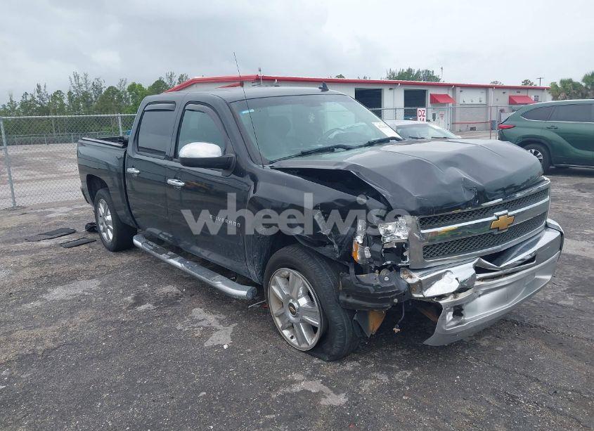 2012 Chevrolet Silverado 1500 LT (VIN 3GCPCSE02CG113068) main photo