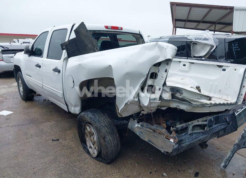 Photo 3 of 2013 Chevrolet Silverado 1500 LT (VIN 3GCPCSE02DG225211)