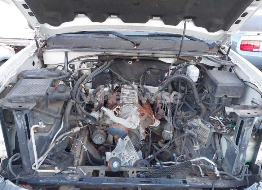 Photo 10 of 2013 Chevrolet Silverado 1500 LT (VIN 3GCPCSE02DG227413)
