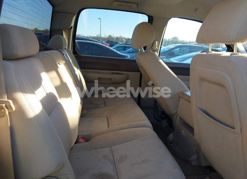 Photo 8 of 2013 Chevrolet Silverado 1500 LT (VIN 3GCPCSE02DG227413)