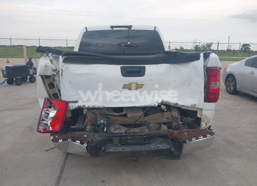 Photo 16 of 2011 Chevrolet Silverado 1500 LT (VIN 3GCPCSE03BG147146)