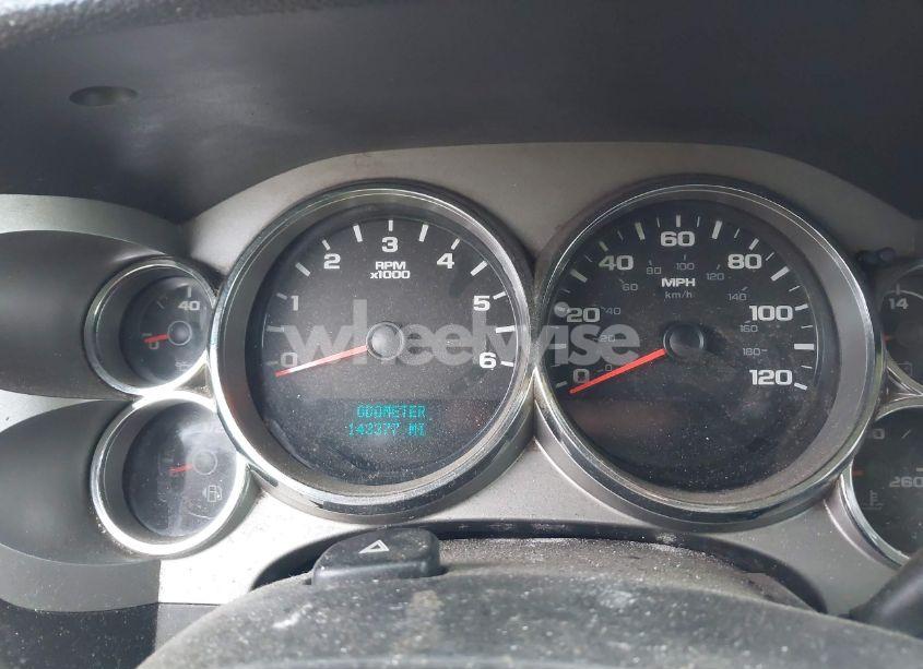 Photo 7 of 2011 Chevrolet Silverado 1500 LT (VIN 3GCPCSE03BG150466)