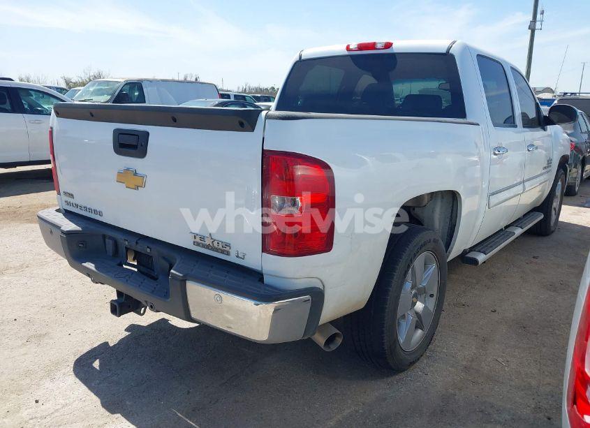 Photo 4 of 2011 Chevrolet Silverado 1500 LT (VIN 3GCPCSE03BG296057)