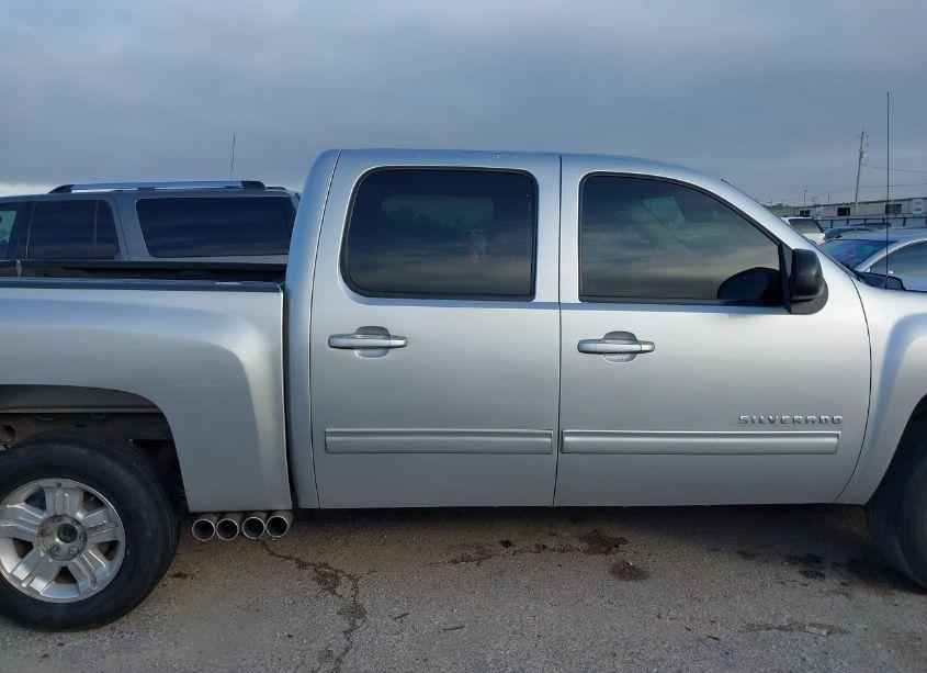 Photo 13 of 2012 Chevrolet Silverado 1500 LT (VIN 3GCPCSE03CG178351)