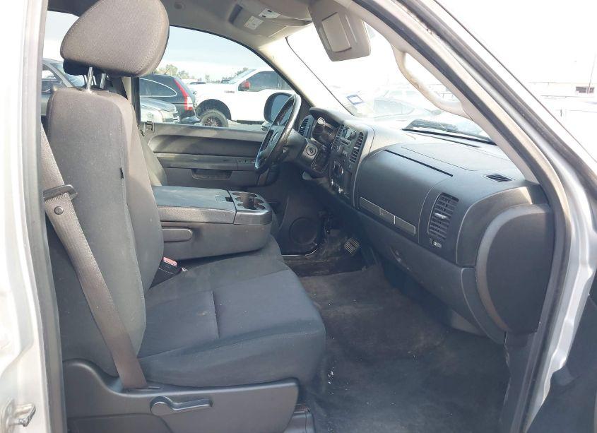 Photo 5 of 2012 Chevrolet Silverado 1500 LT (VIN 3GCPCSE03CG178351)