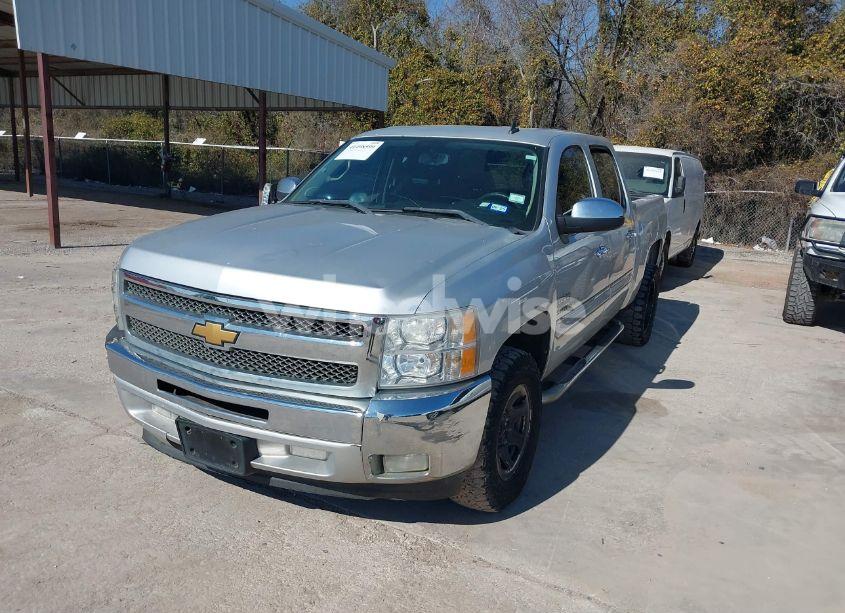 Photo 2 of 2012 Chevrolet Silverado 1500 LT (VIN 3GCPCSE03CG257809)