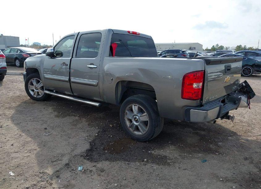 Photo 3 of 2012 Chevrolet Silverado 1500 LT (VIN 3GCPCSE03CG285464)
