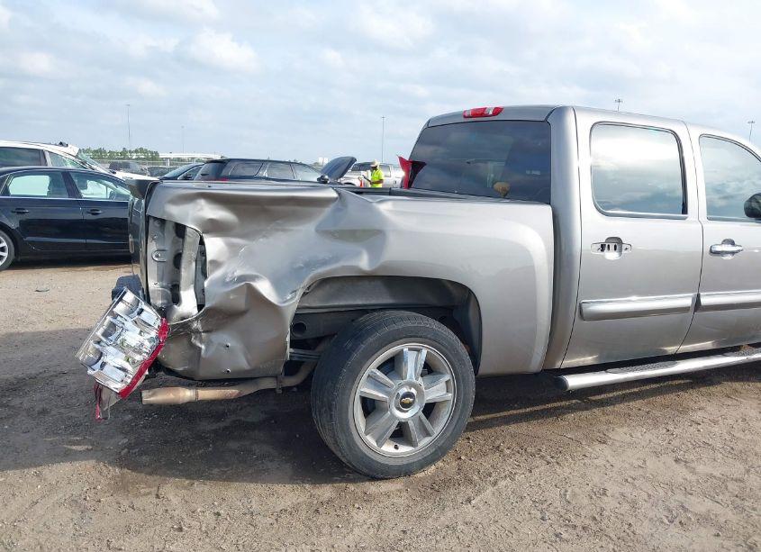 Photo 6 of 2012 Chevrolet Silverado 1500 LT (VIN 3GCPCSE03CG285464)
