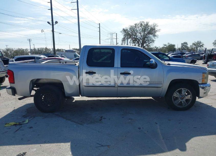 Photo 13 of 2012 Chevrolet Silverado 1500 LT (VIN 3GCPCSE03CG305759)