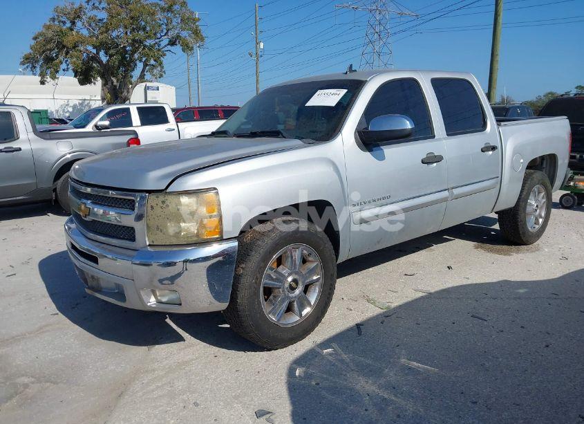 Photo 2 of 2012 Chevrolet Silverado 1500 LT (VIN 3GCPCSE03CG305759)