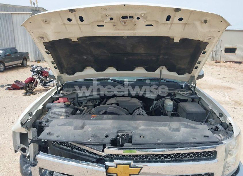 Photo 10 of 2013 Chevrolet Silverado 1500 LT (VIN 3GCPCSE03DG219529)