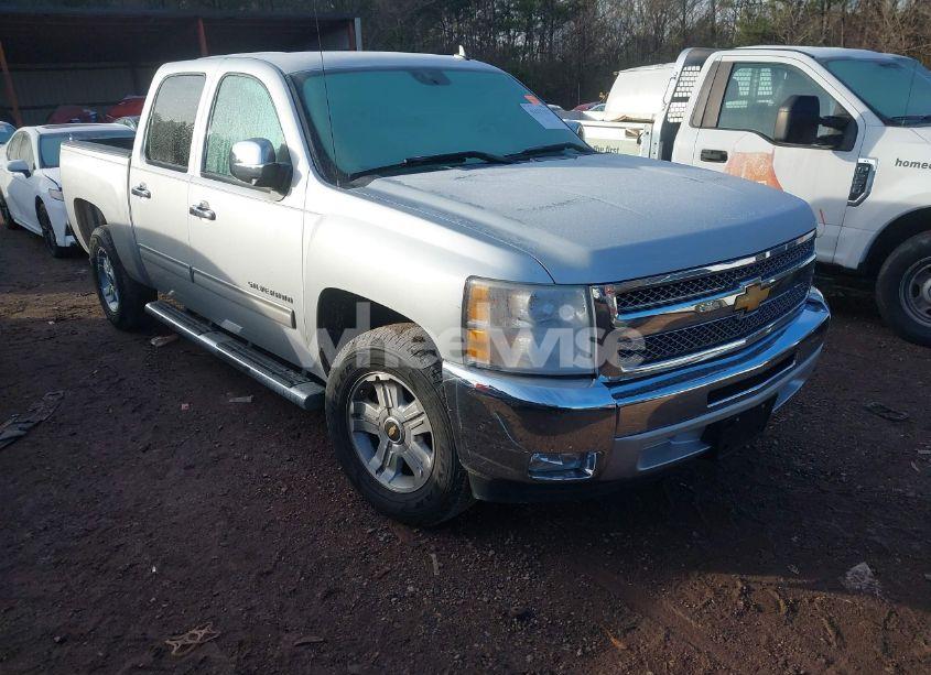 2013 Chevrolet Silverado 1500 LT (VIN 3GCPCSE03DG219742) main photo