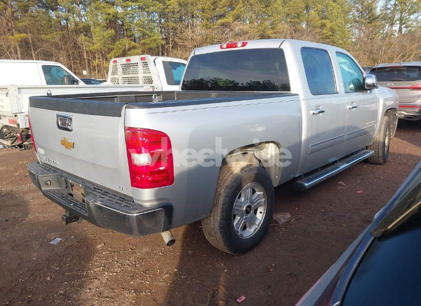 Photo 4 of 2013 Chevrolet Silverado 1500 LT (VIN 3GCPCSE03DG219742)