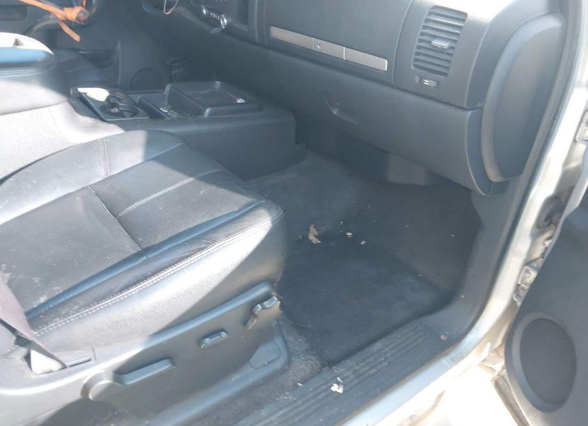 Photo 5 of 2013 Chevrolet Silverado 1500 LT (VIN 3GCPCSE03DG331439)
