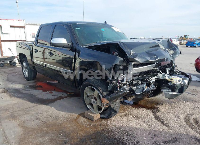 2011 Chevrolet Silverado 1500 LT (VIN 3GCPCSE04BG122790) main photo