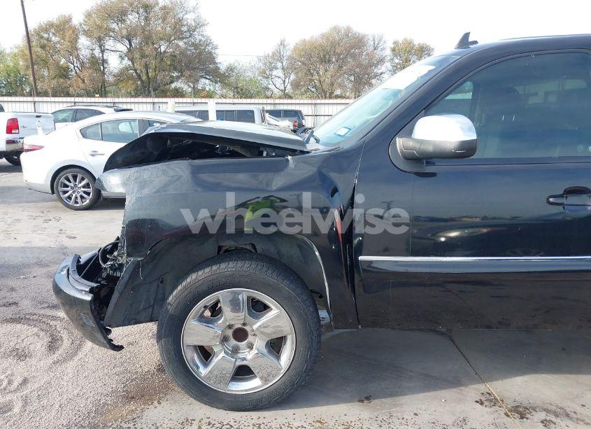 Photo 18 of 2011 Chevrolet Silverado 1500 LT (VIN 3GCPCSE04BG122790)