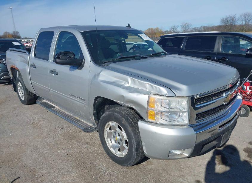 2011 Chevrolet Silverado 1500 LT (VIN 3GCPCSE04BG288193) main photo