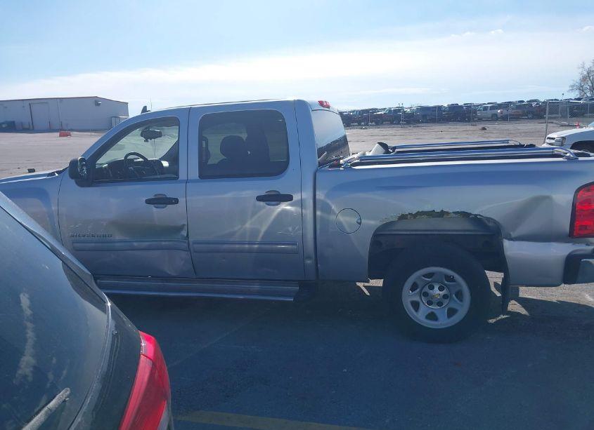 Photo 14 of 2011 Chevrolet Silverado 1500 LT (VIN 3GCPCSE04BG288193)