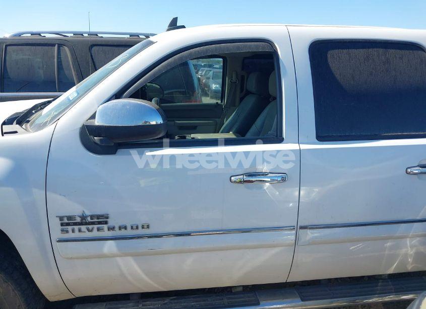 Photo 14 of 2013 Chevrolet Silverado 1500 LT (VIN 3GCPCSE04DG135493)