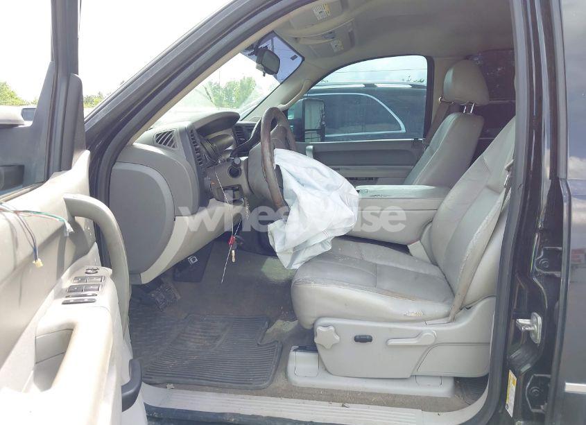 Photo 5 of 2013 Chevrolet Silverado 1500 LT (VIN 3GCPCSE04DG213125)