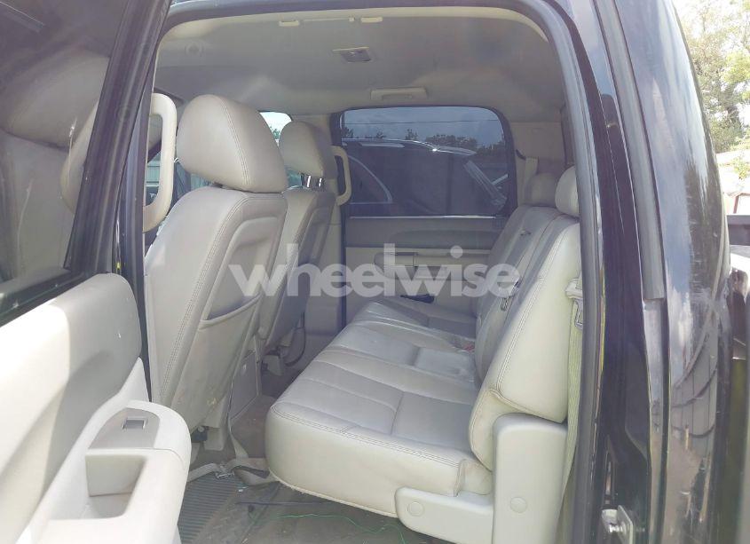 Photo 8 of 2013 Chevrolet Silverado 1500 LT (VIN 3GCPCSE04DG213125)