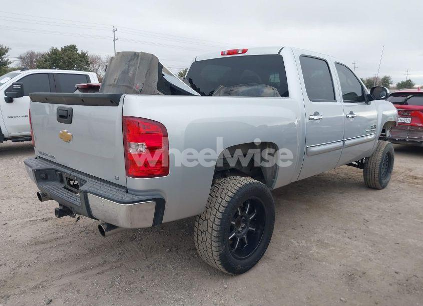 Photo 4 of 2013 Chevrolet Silverado 1500 LT (VIN 3GCPCSE04DG377720)