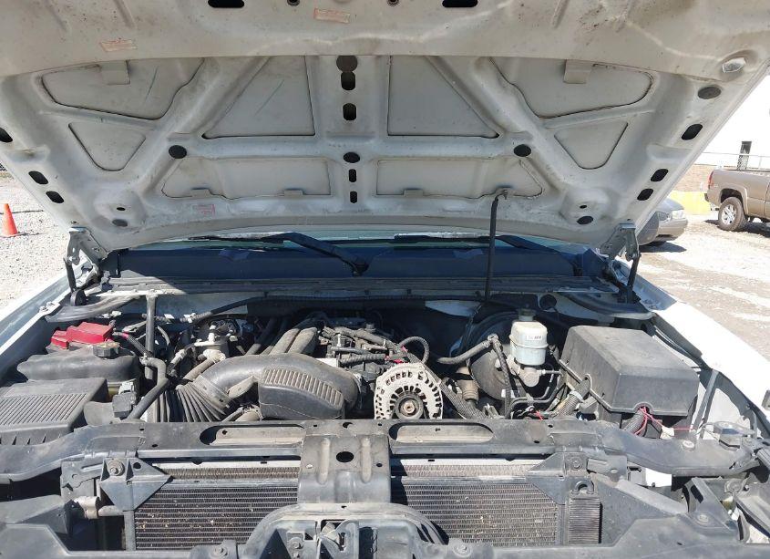 Photo 10 of 2011 Chevrolet Silverado 1500 LT (VIN 3GCPCSE05BG347946)